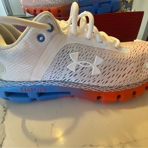 Men’s under armour size 11 UA Hovr Sonic 4 with box